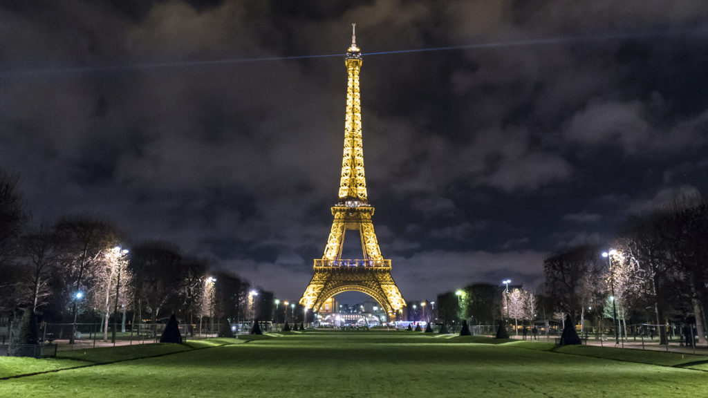 Où déposer ses bagages près de la Tour Eiffel ?